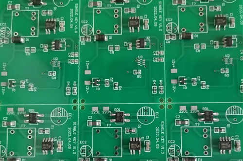電路板焊接完后，如何檢查是否正常